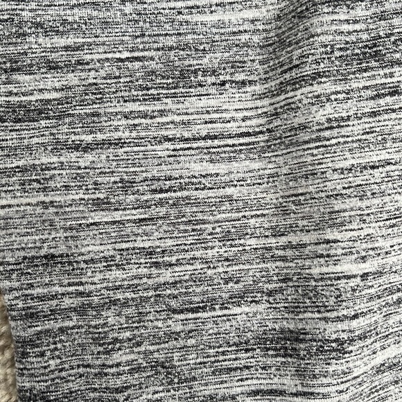 Lululemon Wunder Under Crop - Picture 8 of 9